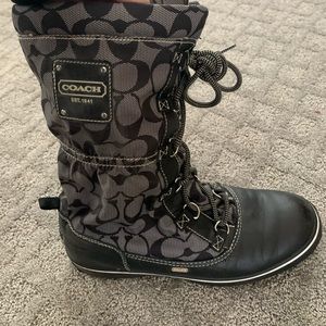 EUC worn 2x Coach Shaine Signature rain/snow boots